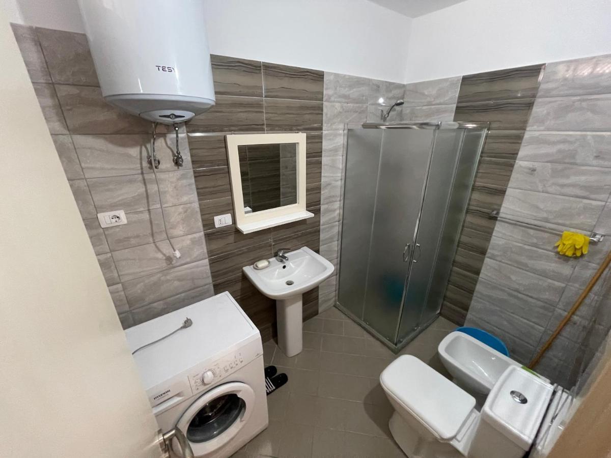 E.I.R Apartments Vlorë エクステリア 写真