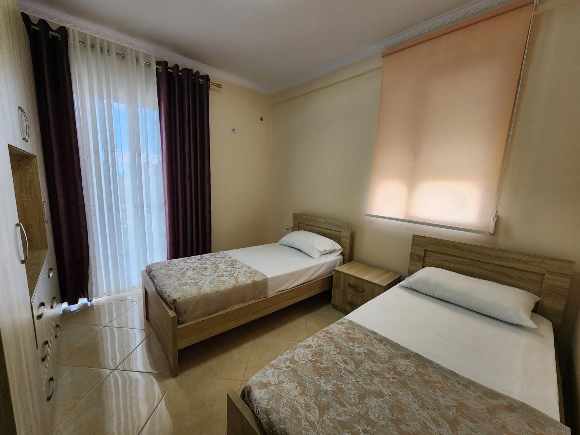 E.I.R Apartments Vlorë エクステリア 写真