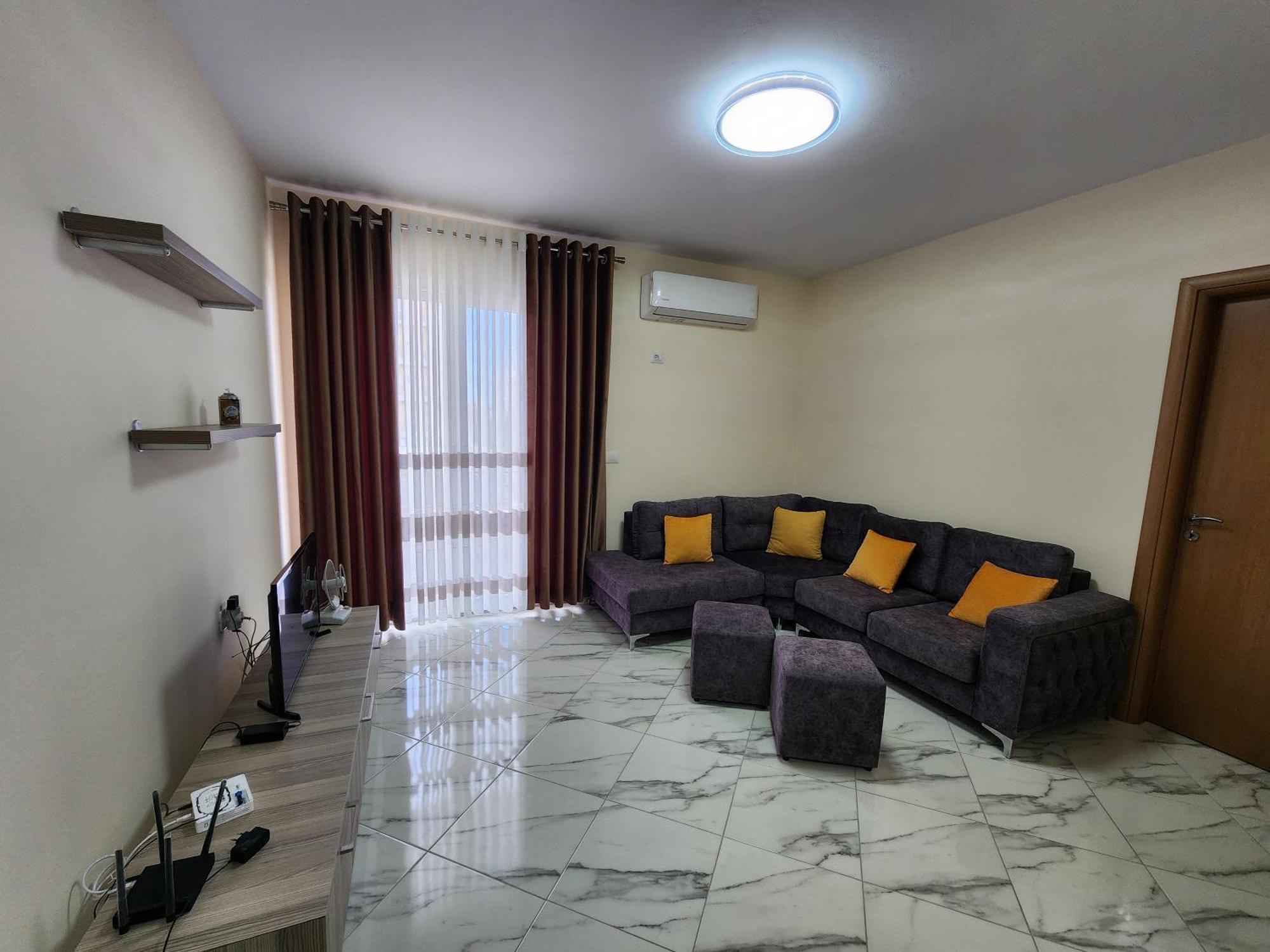E.I.R Apartments Vlorë エクステリア 写真