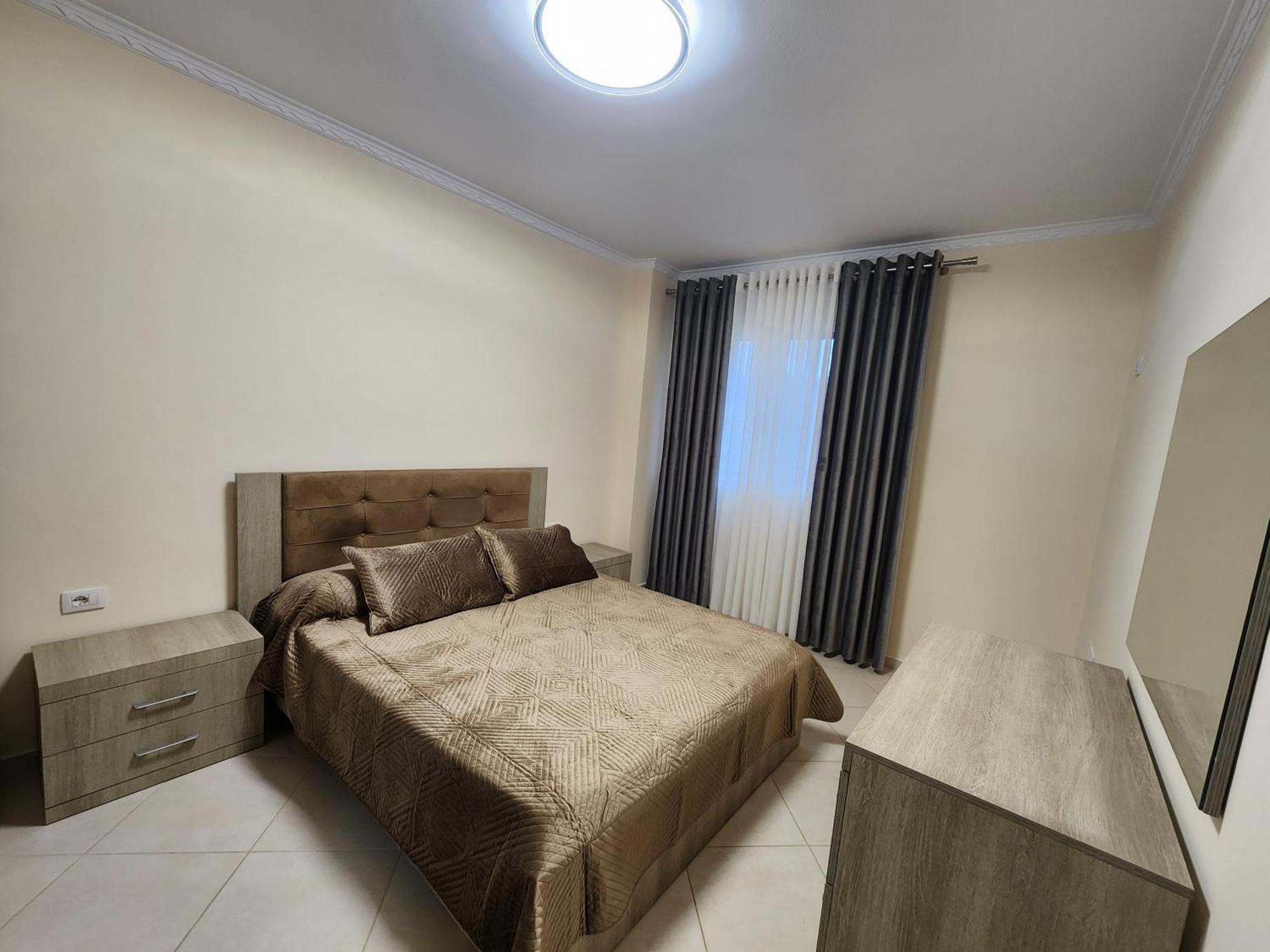 E.I.R Apartments Vlorë エクステリア 写真