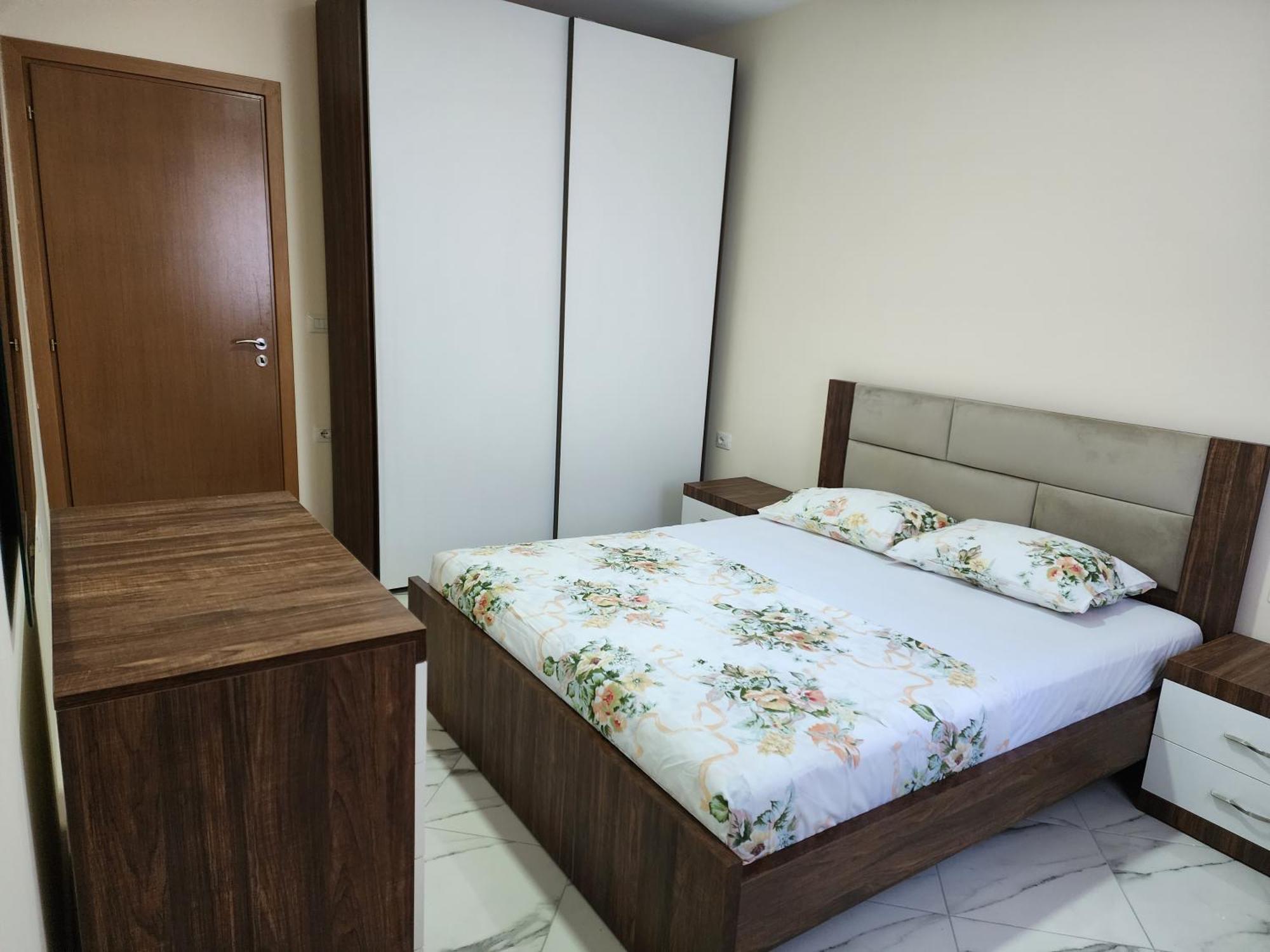 E.I.R Apartments Vlorë エクステリア 写真