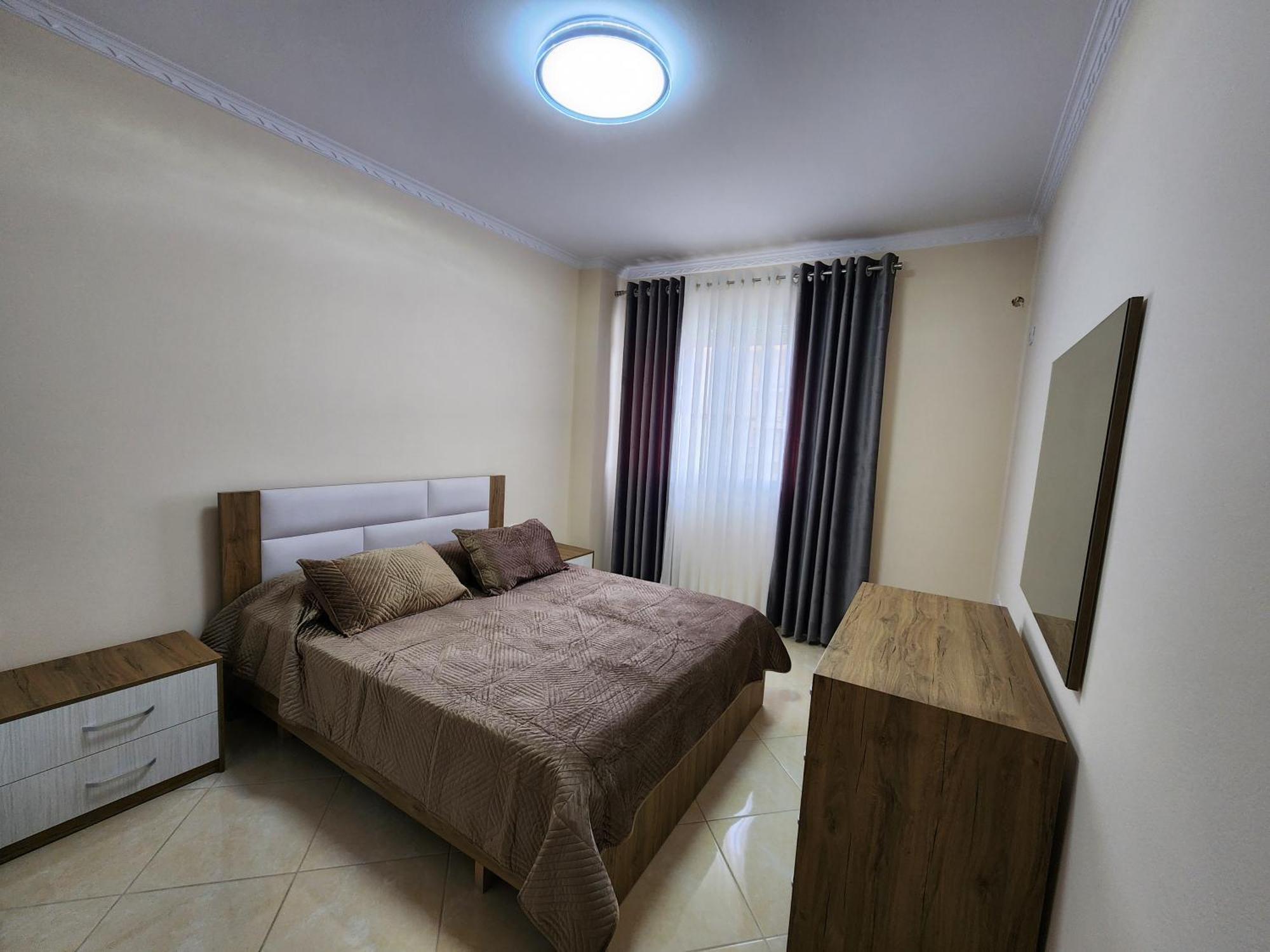 E.I.R Apartments Vlorë エクステリア 写真