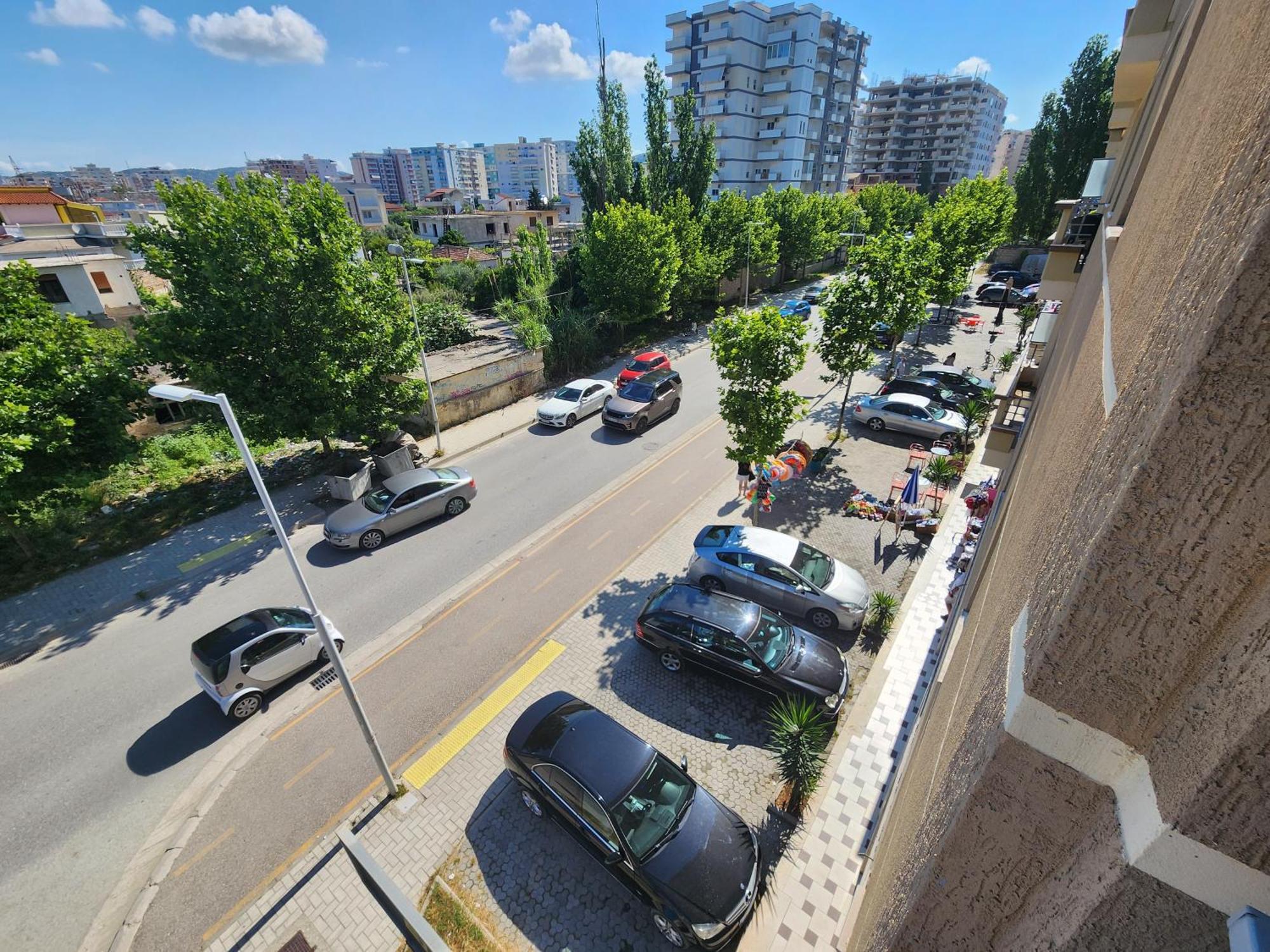 E.I.R Apartments Vlorë エクステリア 写真